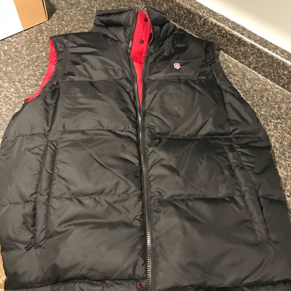 Reversible down filled vest Unisex